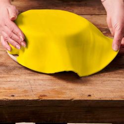 FunCakes – Pâte à Sucre Étalée 430 g (disque prêt à poser) – Couleurs au choix