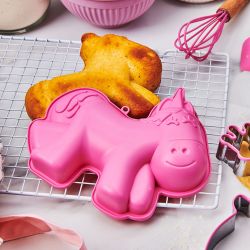 Wilton – Kit de Pâtisserie Enfant Moule en Silicone Licorne Set/3 | Créativité, Fun & Gâteaux Magiques