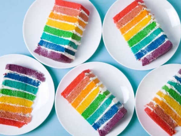 Tuto ! Apprenez à réaliser un rainbow cake facile